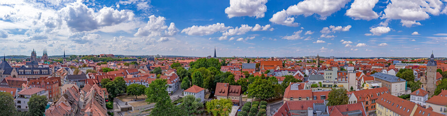 Fototapeta na wymiar panorama of city of Erfuhrt in Thuringia, Germany
