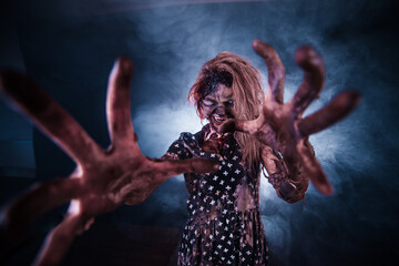 girl,  woman, Zombies, Apocalypse, burnt people