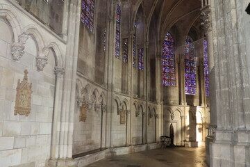 La cathédrale Saint Etienne, style gothique, intérieur de la cathédrale, ville de Auxerre,...