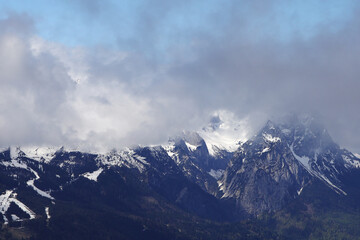 Obraz premium The view of Zugspitze mountain from Wank pick, Germany, Bavaria