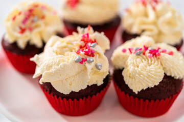 Red Velvet Cupcakes with White Chocolate Ganache Frosting