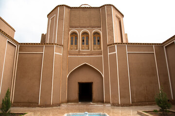 A house in the tropics 