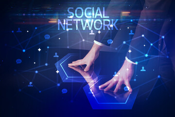 Navigating social networking with social icons