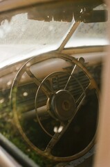 Fototapeta na wymiar vintage car steering wheel