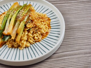 한국 음식 비빔 라면, 요리