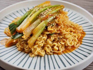 한국 음식 비빔 라면, 요리
