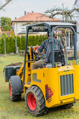 Gartengestaltung mit einem kleinen Radlader 