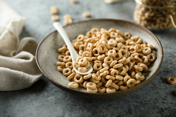 Traditional sugar free breakfast cereals