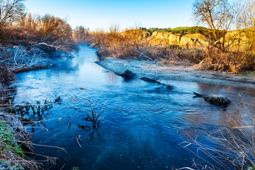 Rio Manzanares y Cárcavas en el Parque Regional del Sureste de Madrid.