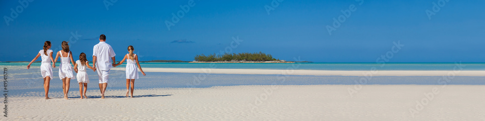 Wall mural panorama healthy caucasian family together on beach vacation caribbean