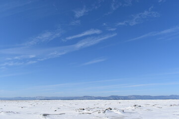 Obraz premium The St. Lawrence River in winter, Montmagny, Québec, Canada