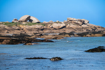 Bord de mer avec ses roches