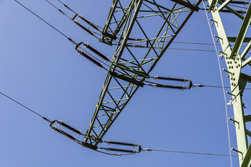 Hochspannungsfreileitungsmast für Strom