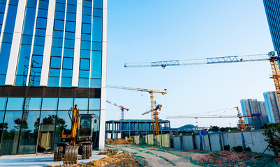 Modern office tower building under construction © xy