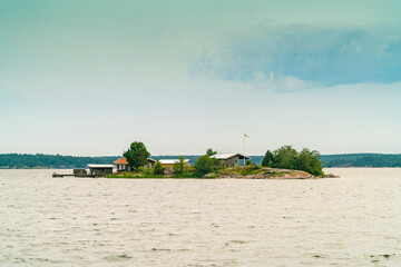 Sweden, Houses on small Granso island © Image Source RF