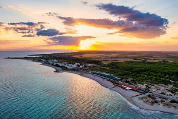 Tramonto visto dal drone su Marina di Lizzano