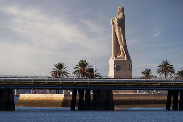 Monument to Columbus