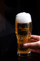 ビールグラスの泡　beer