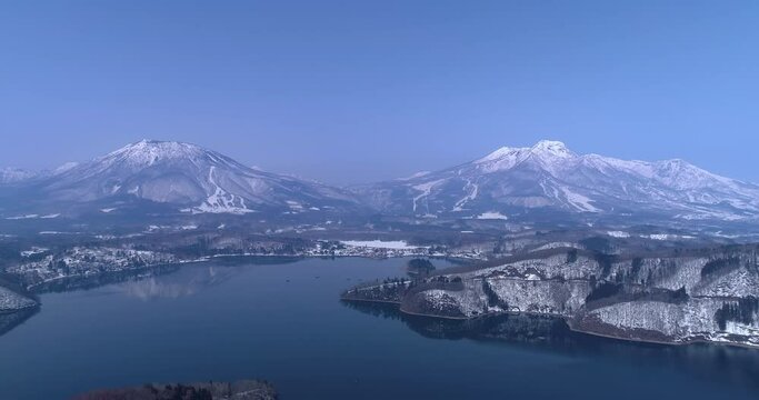 黒姫山」の写真素材 | 446件の無料イラスト画像 | Adobe Stock