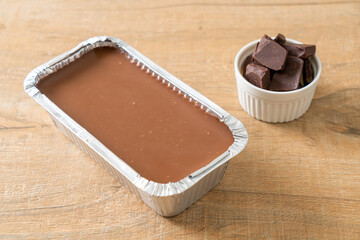 Chocolate Cake with Soft Ganache
