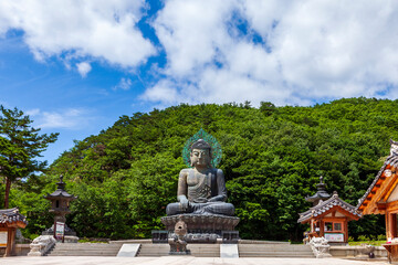 Fototapeta na wymiar Bronze Buddha
