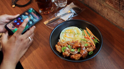 Rice bowl. with rice and fried egg