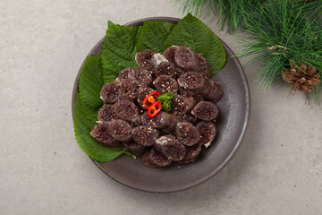 Sundae, boiled, steamed, intestines, pig intestines, glass noodles, vegetables, vegetables, food, meals, food, food, ingredients, ingredients, soft, chewy, chewy, condiments, savory, cooking, cook, me
