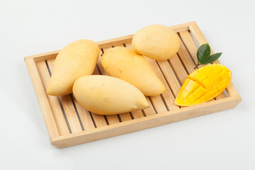 Mango, fruits, fresh fruits, food, desserts, tropical fruits, imported fruits, ingredients, cooking, fruits,