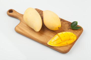 Mango, fruits, fresh fruits, food, desserts, tropical fruits, imported fruits, ingredients, cooking, fruits,