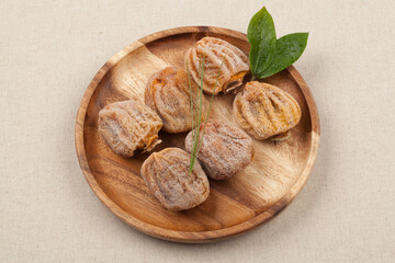 Dried persimmons, persimmons, half dried persimmons, dried persimmons, seedless, fruit, desserts, dried, dried, sweet, food, snacks, fruits, ingredients, desserts.