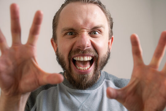 Verspotten Bilder – Durchsuchen 10,608 Archivfotos, Vektorgrafiken und ...