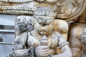 Taken on 29-3-2022 Thao Wessuwan Sitting at Wat Phra Phutthachai It's a giant on-off. Saraburi City Gate
