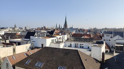 Innenstadt on Oldenburg i. O. an einem wolkenfreien Sommertag