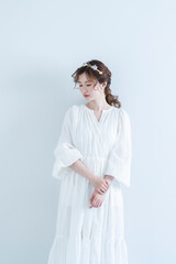 ウェディングヘアメイクをした花嫁