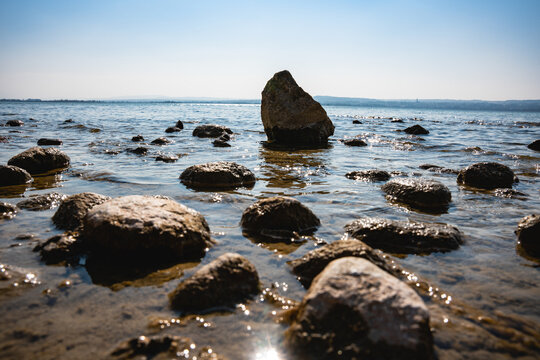 Seeufer, See, Landschaft, Steine, Ufer, Ammersee, Herrsching, Bayern, Deutschland