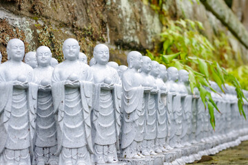 道端のお地蔵さんたち