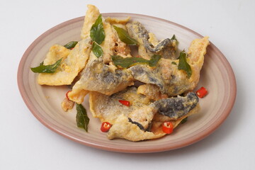 deep fried fish skin