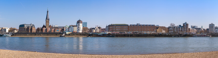 Obraz premium Dusseldorf waterfront panorama