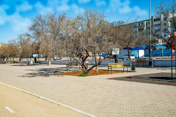 Виды города Актау. Осётр