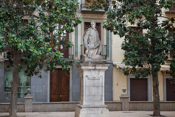 Granada from muslim architecture to Renaissence