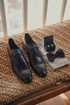 grooms shoe
