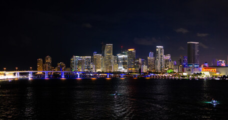 Fototapeta premium Colorful Miami and Bayside by night - travel photography