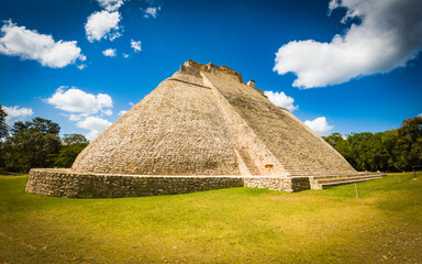 Mayan ruins in méxico. Uxmal. Pyramid