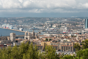 Fototapeta na wymiar views over Montpellier