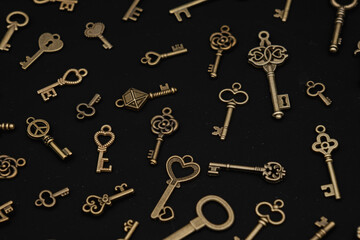 Bronze keys ornamental keys for clocks and treasure boxes with unique shapes and design