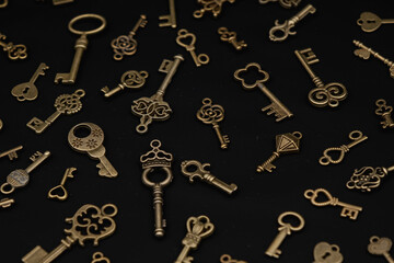 Bronze keys ornamental keys for clocks and treasure boxes with unique shapes and design