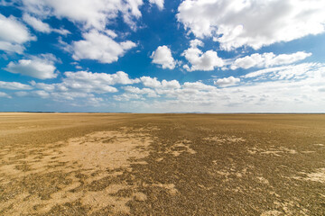 Naklejka premium Cloud, desert and blue sky
