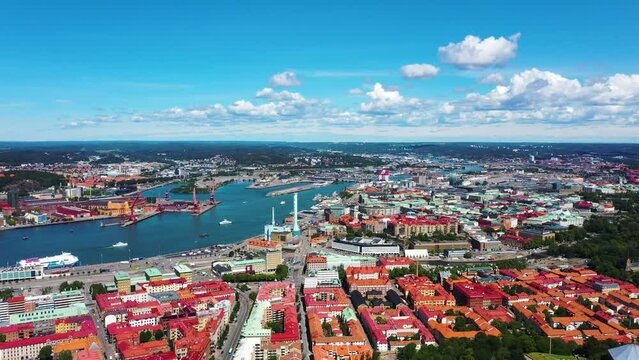 Panoramic View Of Gothenburg City With Gota Alv From Skansen Kronan In Sweden. - aerial panning