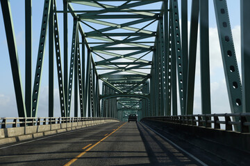 Brücke aus Metall in den USA, Westküste