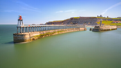 Obraz premium Whitby Harbour